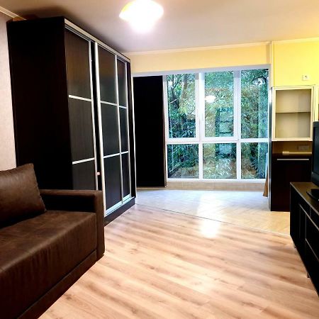 90-Avenue Apartments Tsjernivtsi Eksteriør bilde